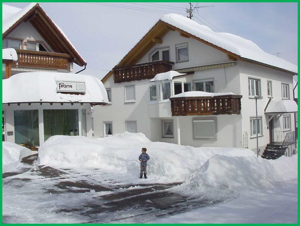 Haus Fechtig Apartment บอนดอร์ฟ อิม ชวาร์ซวัลด์ ภายนอก รูปภาพ